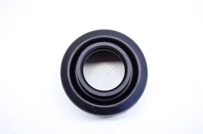 New OEM Yamaha 5KM-46137-00-00 Seal 2 NOS