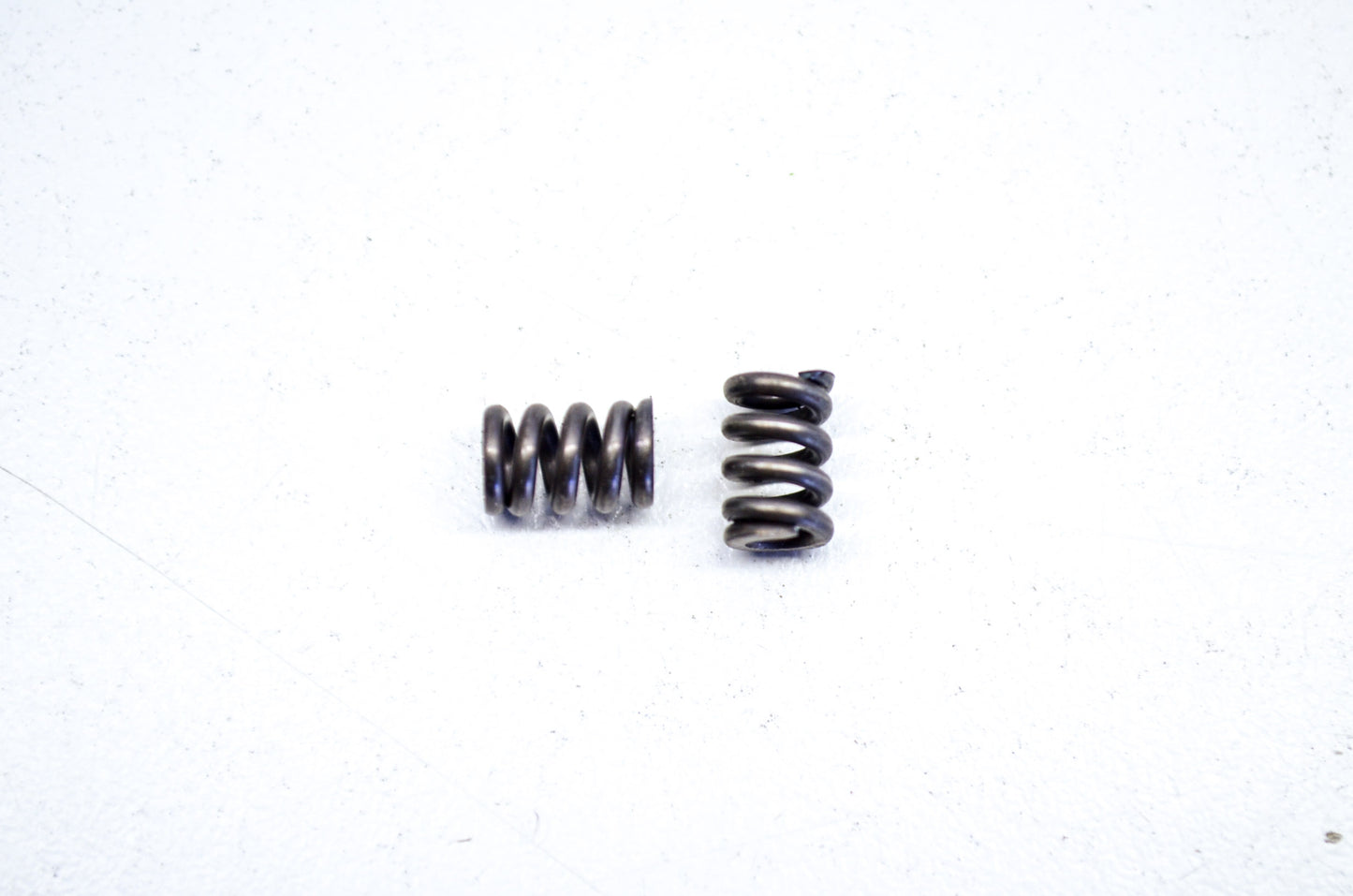 OEM Yamaha 90501-12081-00 Compression Spring Qty 2 NOS