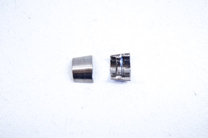 OEM Yamaha 1J7-12118-00-00 Cotter Valve Qty 2 NOS