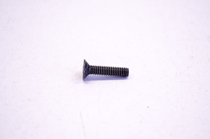 New OEM Yamaha 98707-04018-00 Flat Head Screw NOS