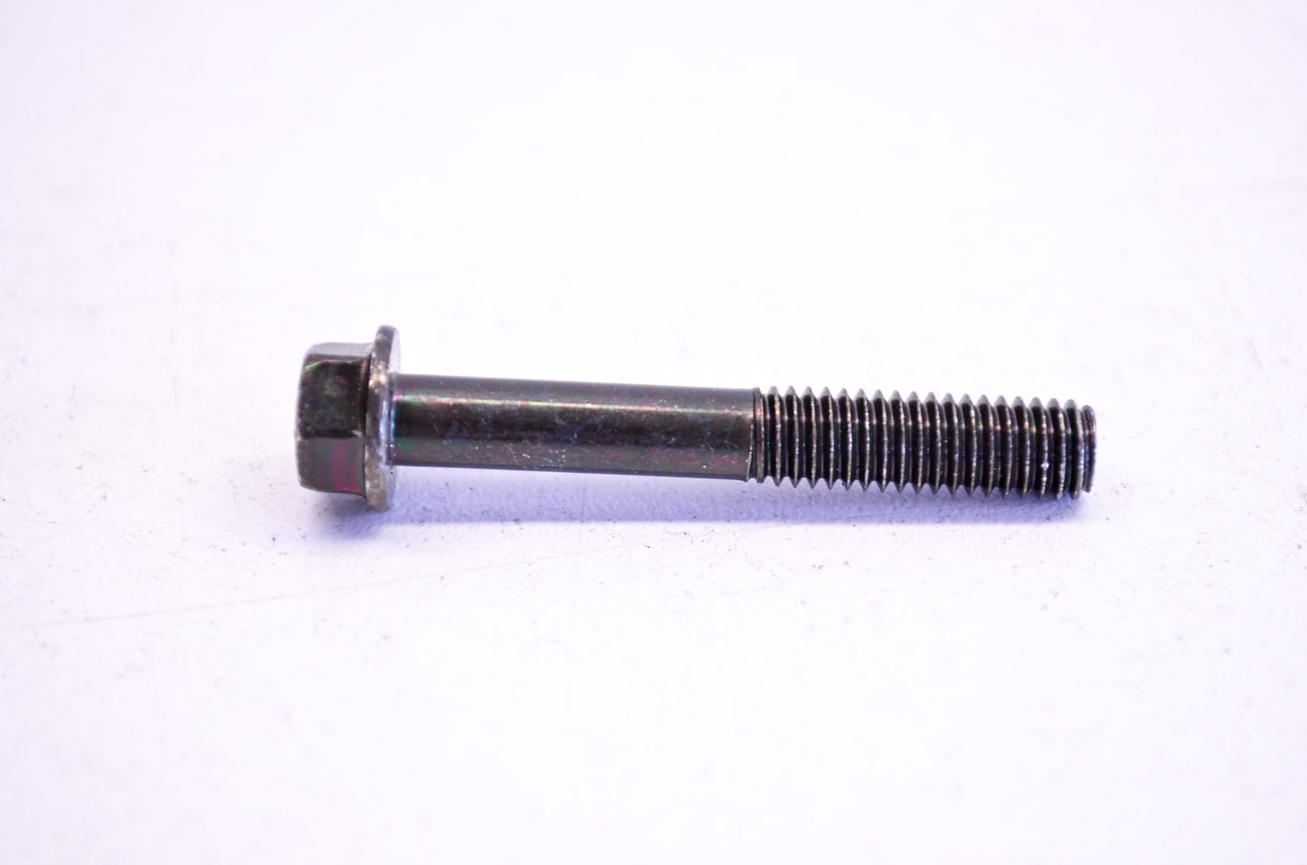 OEM Yamaha 95027-06040-00 Small Flange Bolt NOS