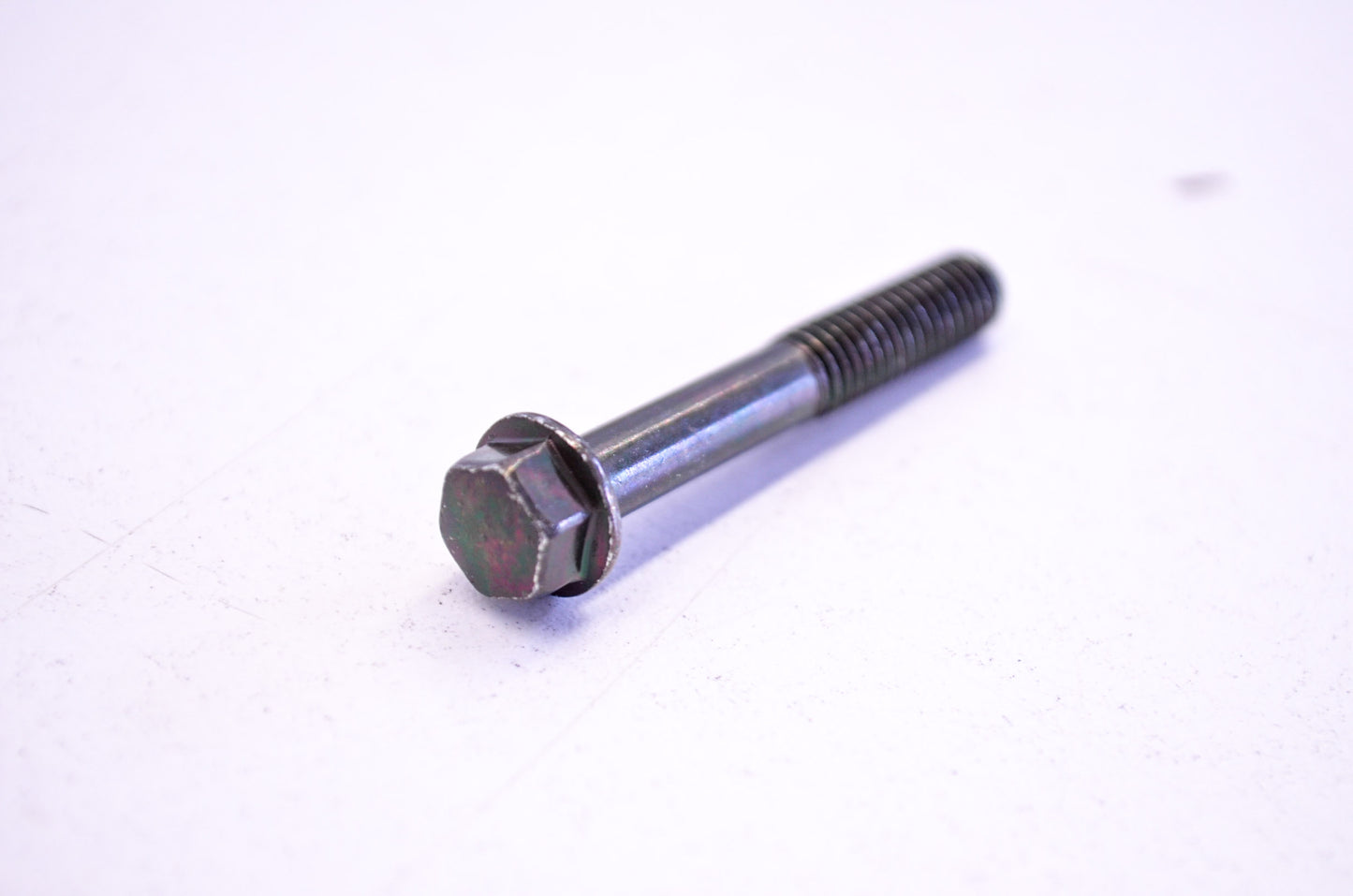 OEM Yamaha 95027-06040-00 Small Flange Bolt NOS