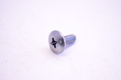 OEM Yamaha 90154-05051-00 Binding Screw NOS