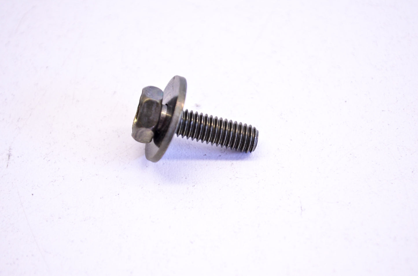 OEM Yamaha 90159-06016-00 Screw w/ Washer NOS