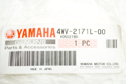 New OEM Yamaha 4WV-2171L-00-00 Side Cover Mole 1 NOS