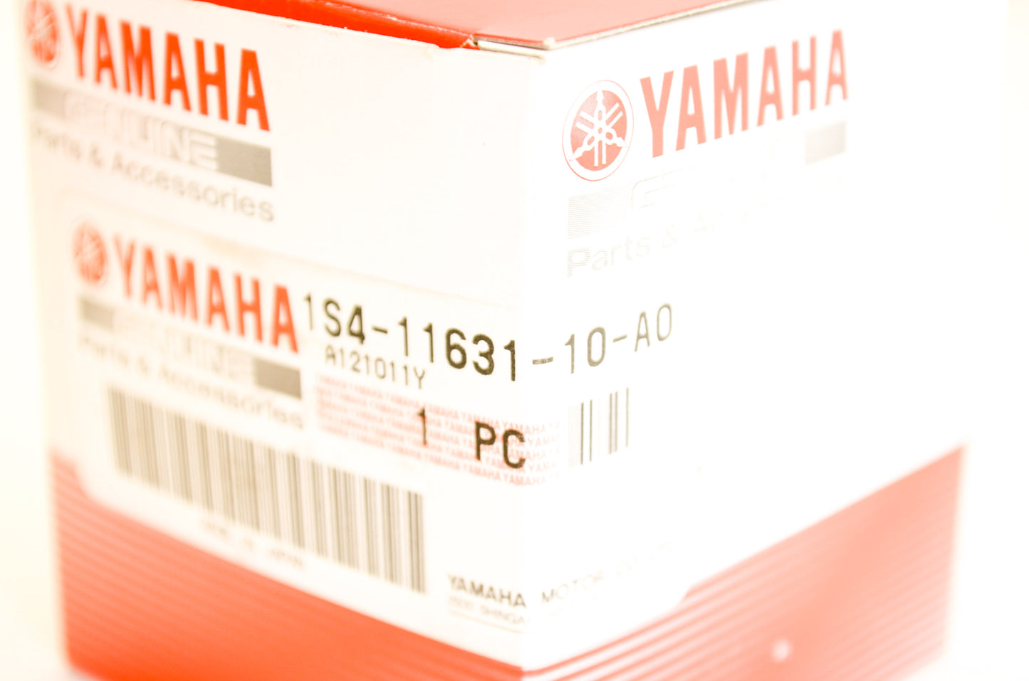 OEM Yamaha 1S4-11631-10-A0 Piston STD NOS
