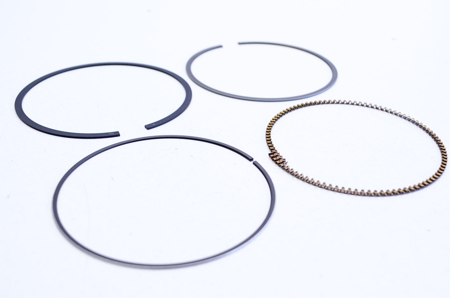 OEM Yamaha 2C6-11605-10-00 Piston Ring Set 0.5 NOS