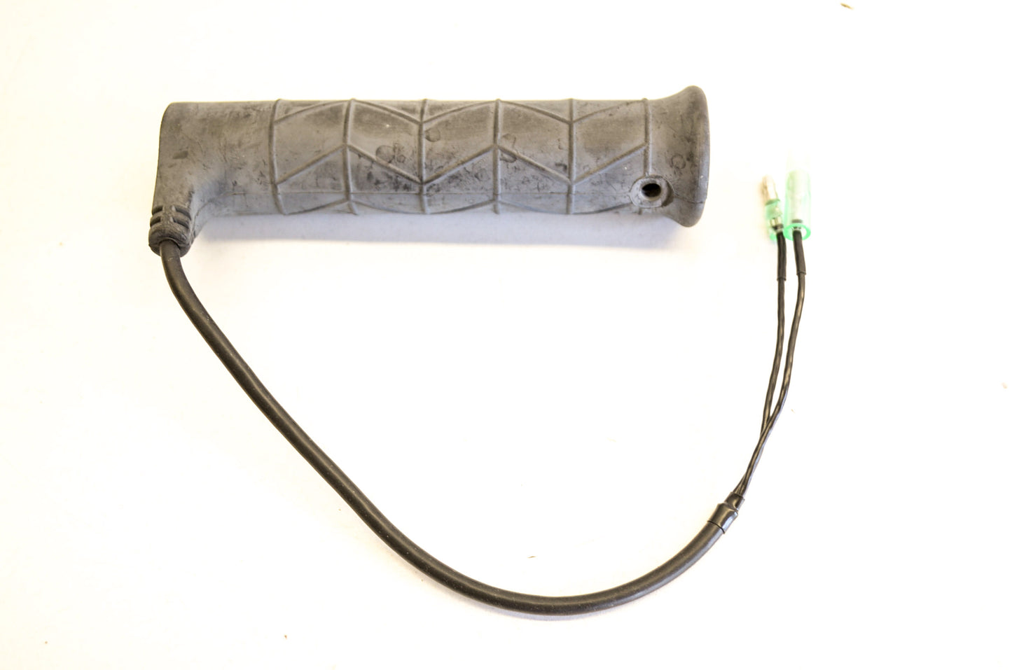 OEM Yamaha 8DM-26240-01-00 Grip Assembly NOS