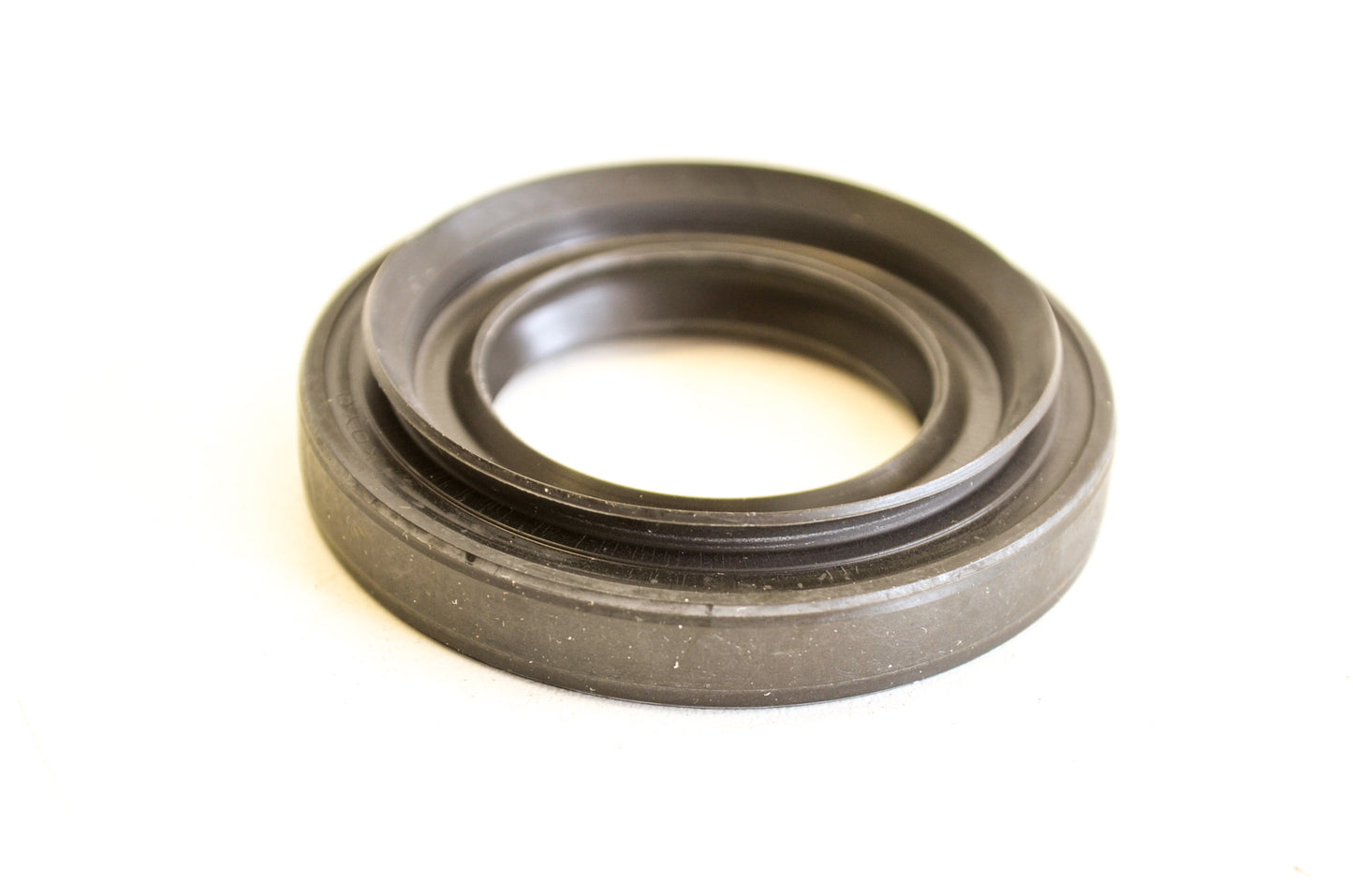 New OEM Yamaha 93102-35009-00 Oil Seal NOS