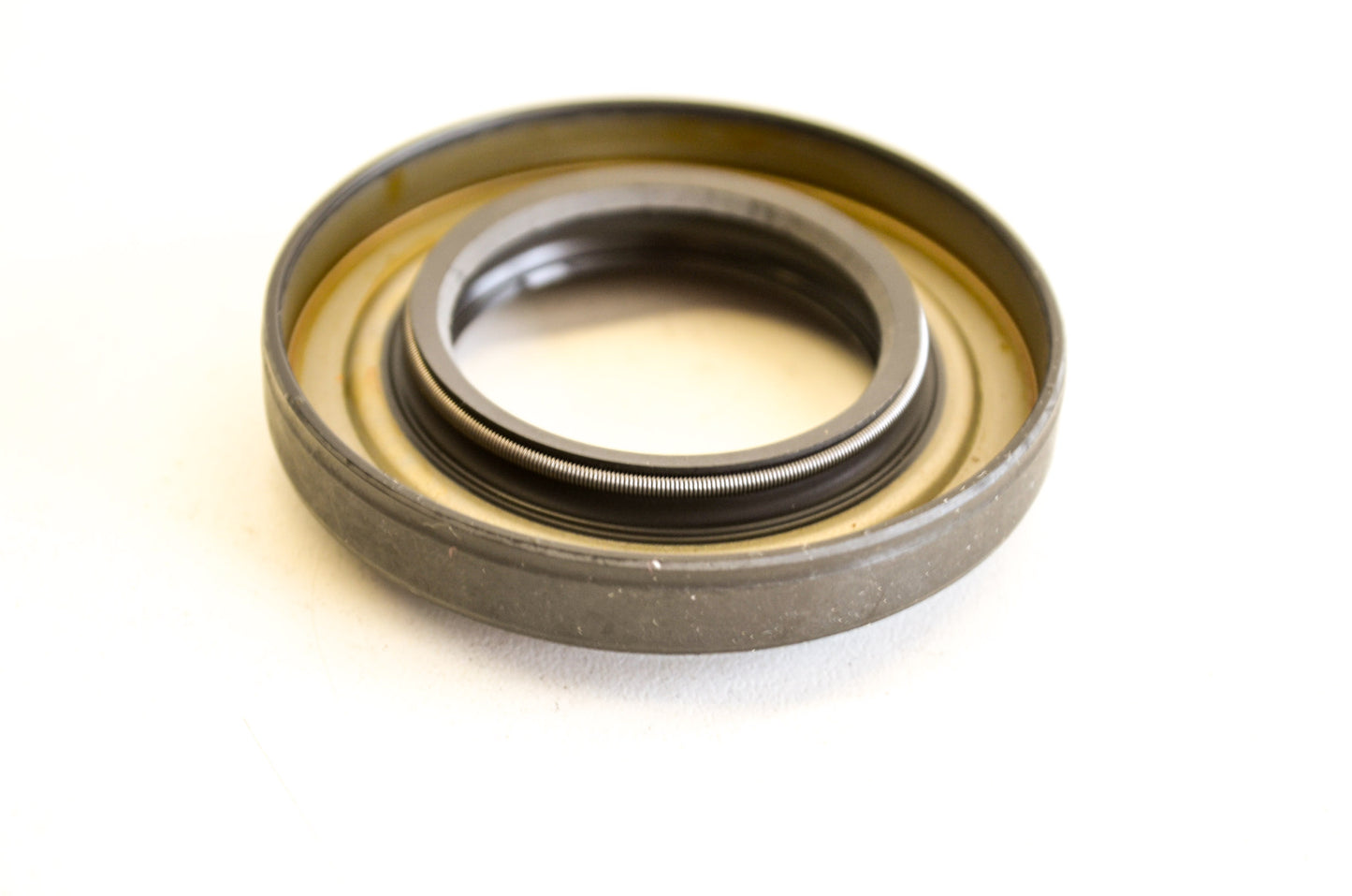 New OEM Yamaha 93102-35009-00 Oil Seal NOS