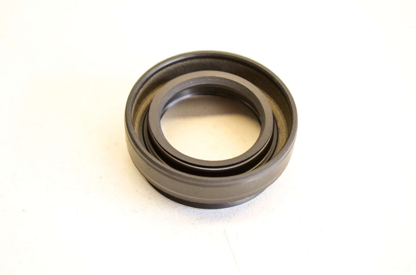 New OEM Yamaha 3B4-46163-00-00 Oil Seal 1 NOS