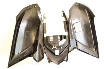 OEM Yamaha 1S3-W2161-40-00 Rear Fender NOS