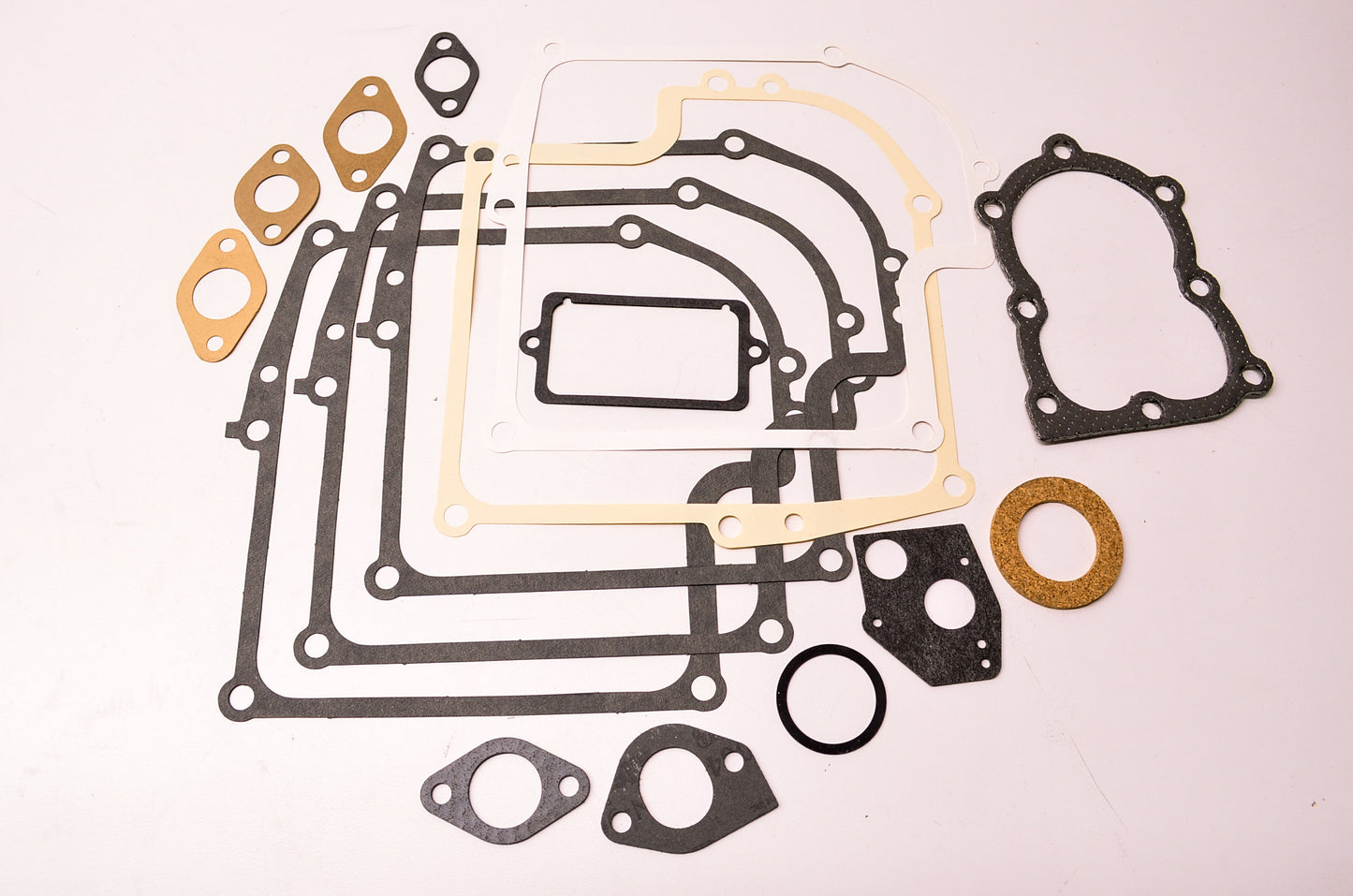 New Briggs & Stratton Engine Gasket Kit NOS