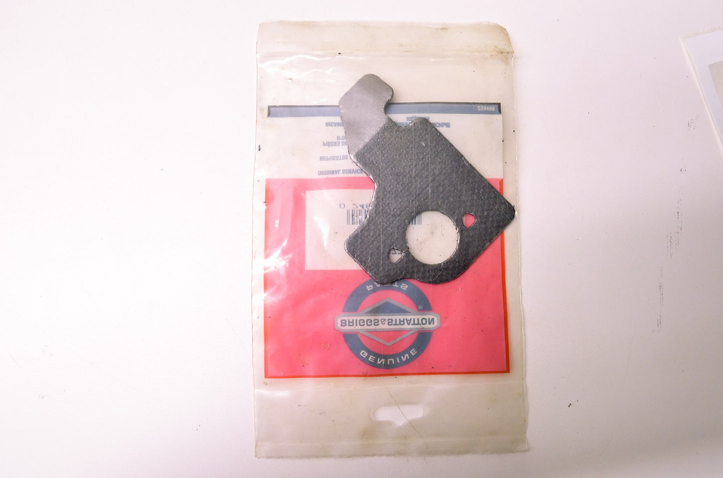 New Briggs & Stratton Exhaust Gasket NOS