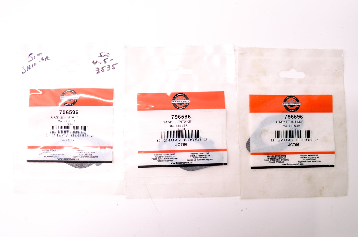 New Briggs & Stratton Intake Gasket QTY 3 NOS