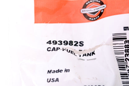 New Briggs & Stratton 493982S Fuel Tank Cap NOS