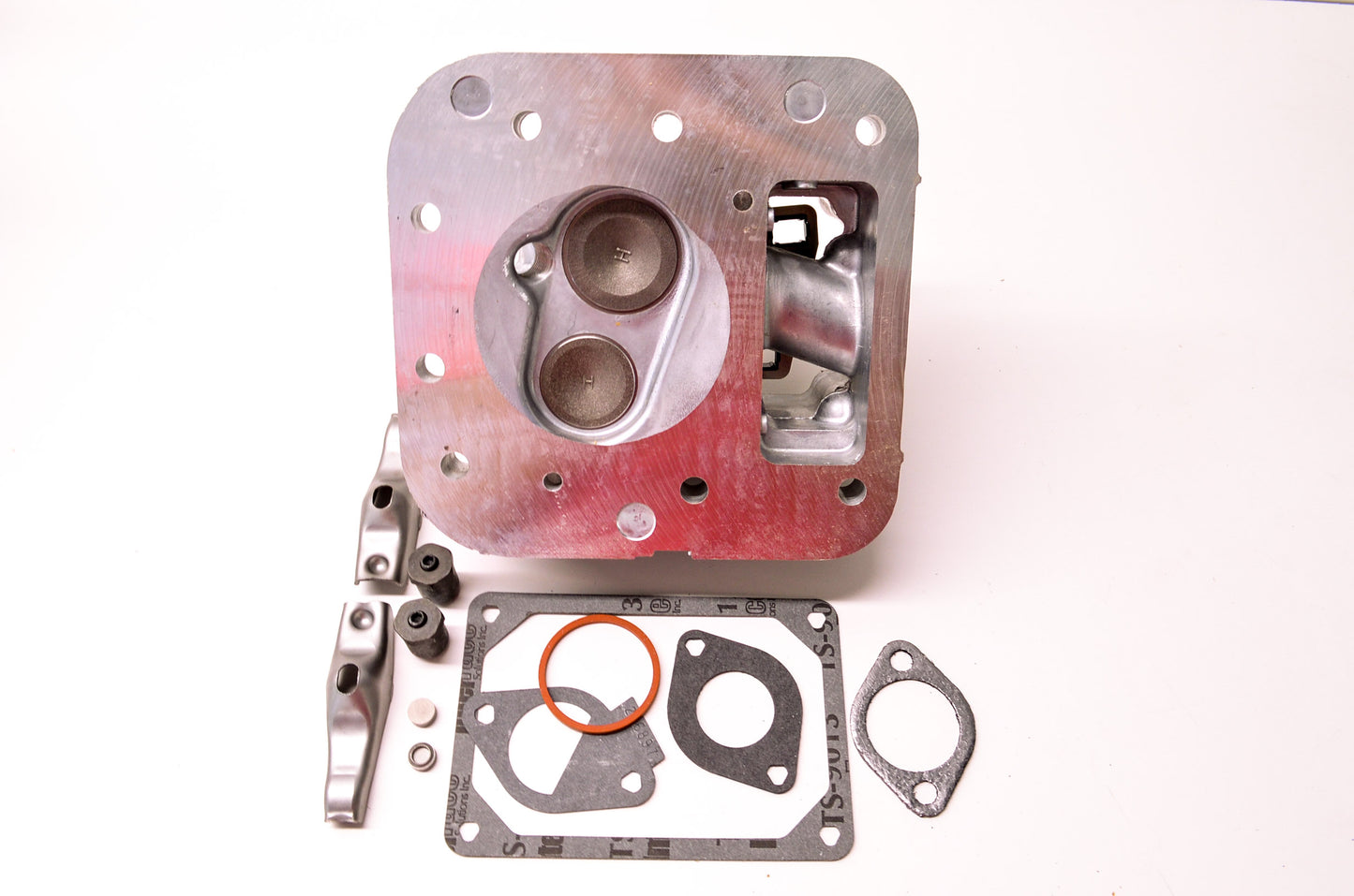 New Briggs & Stratton Cylinder Head Kit NOS
