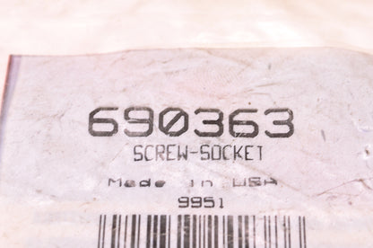 New Briggs & Stratton Socket Screw NOS