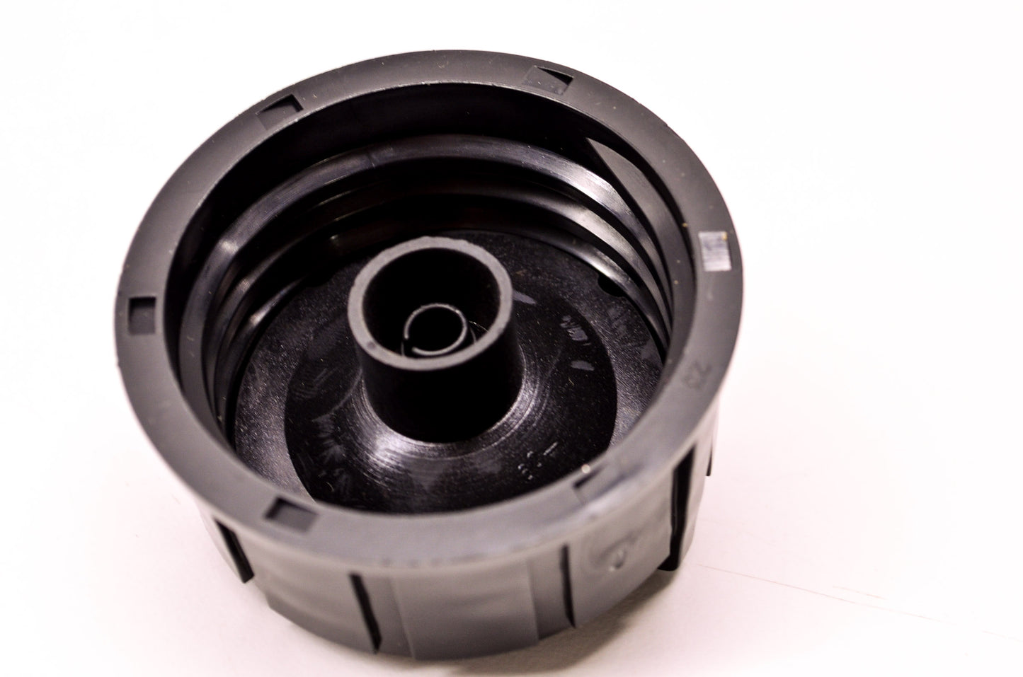 New Tecumseh 37844 Fuel Cap Black NOS
