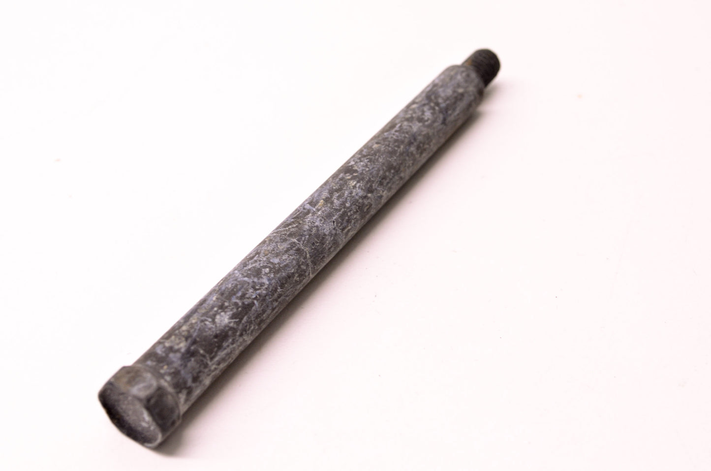New Tecumseh 650877 Screw Bolt NOS
