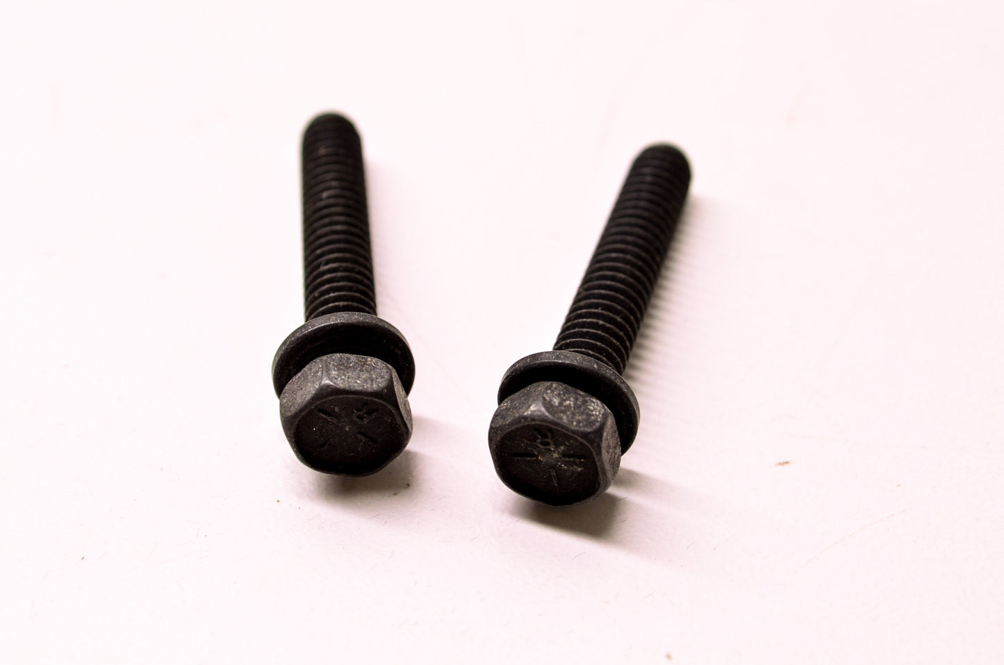 Tecumseh 650599 Screw Qty 2 NOS