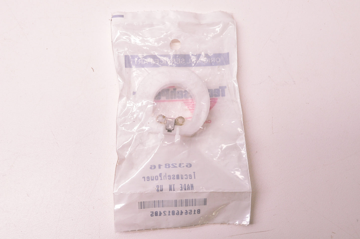New Tecumseh Plastic Carburetor Float NOS
