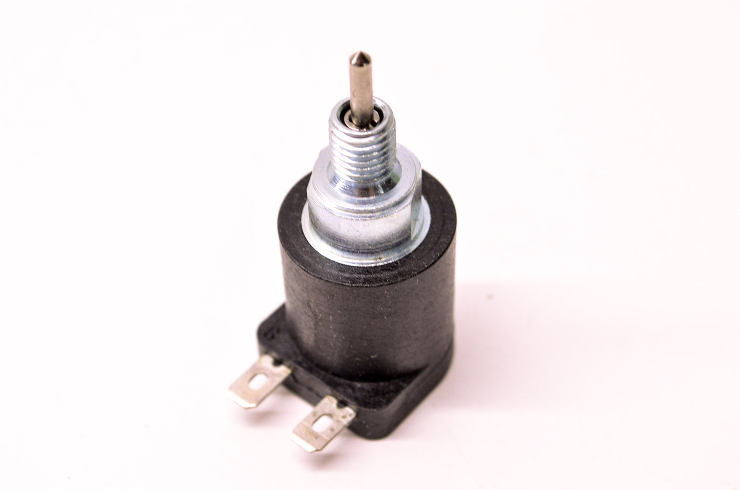 Tecumseh 611221 Fuel Shut-Off Solenoid NOS