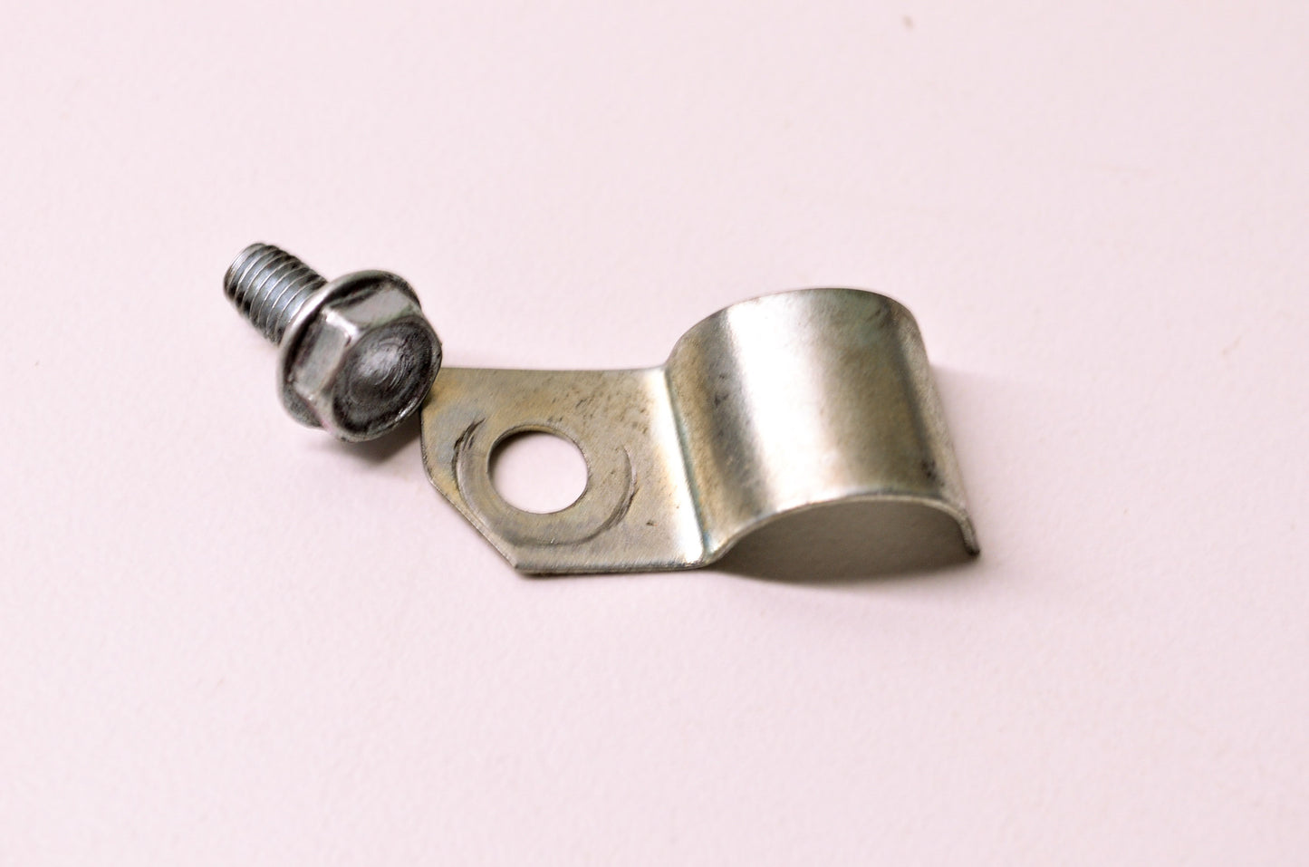 OEM Briggs & Stratton 690394 Tube Clamp