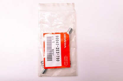 OEM Honda 90042-ZE3-700 Stud 8X106 NOS