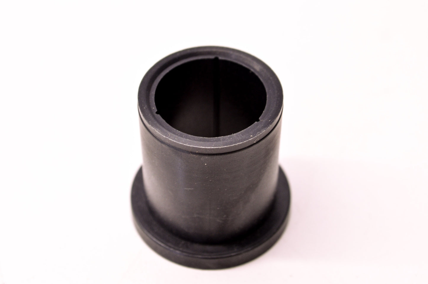 New MTD 741-0516B Wheel Bushing Flange NOS