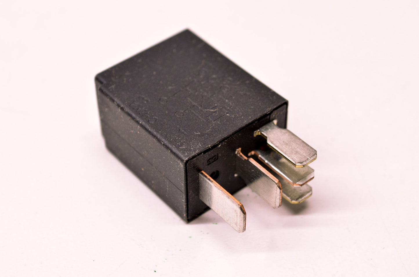 New Sterling 12V 20A Relay NOS