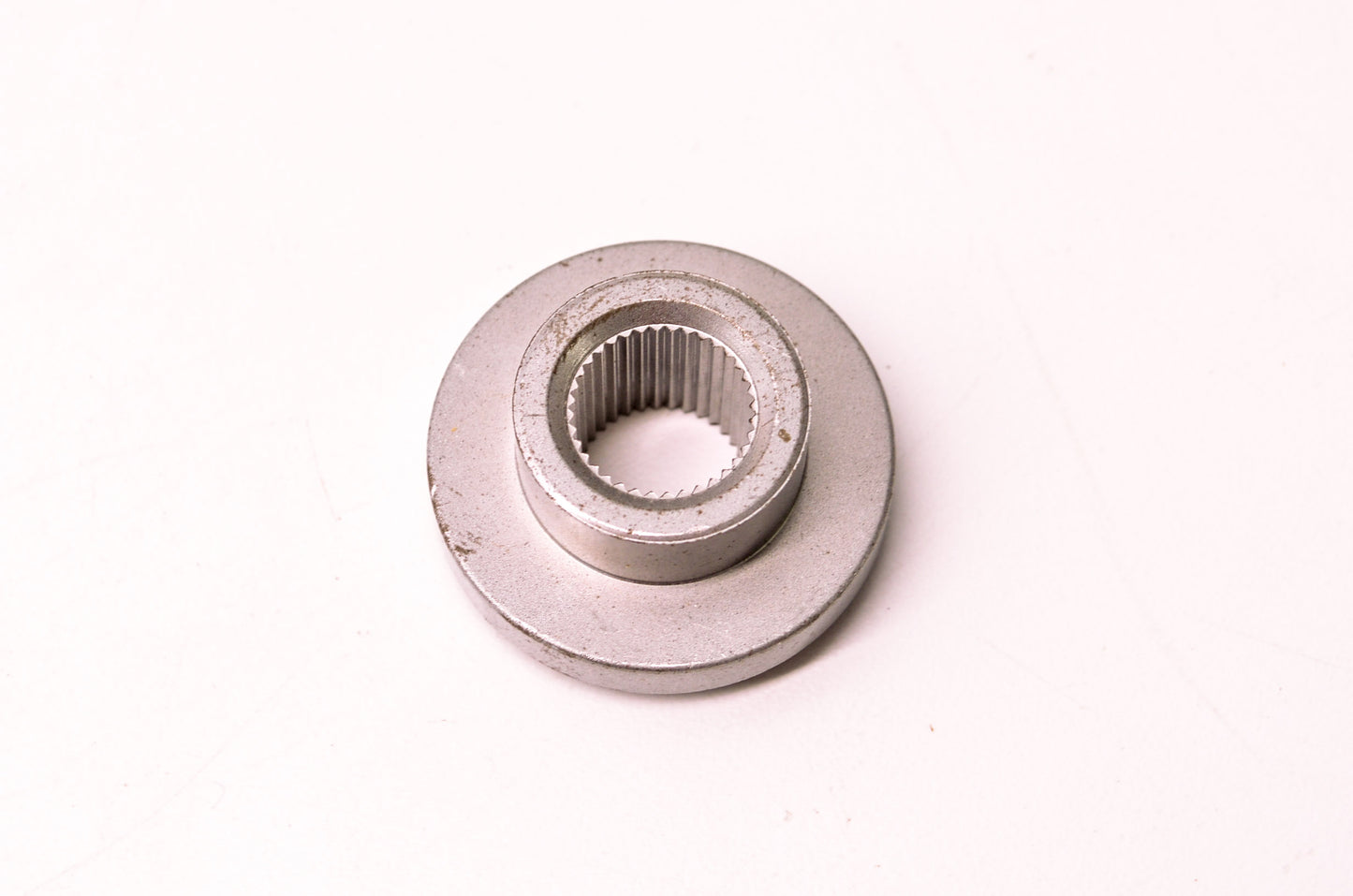 New MTD 918-0758A Hub Pulley NOS