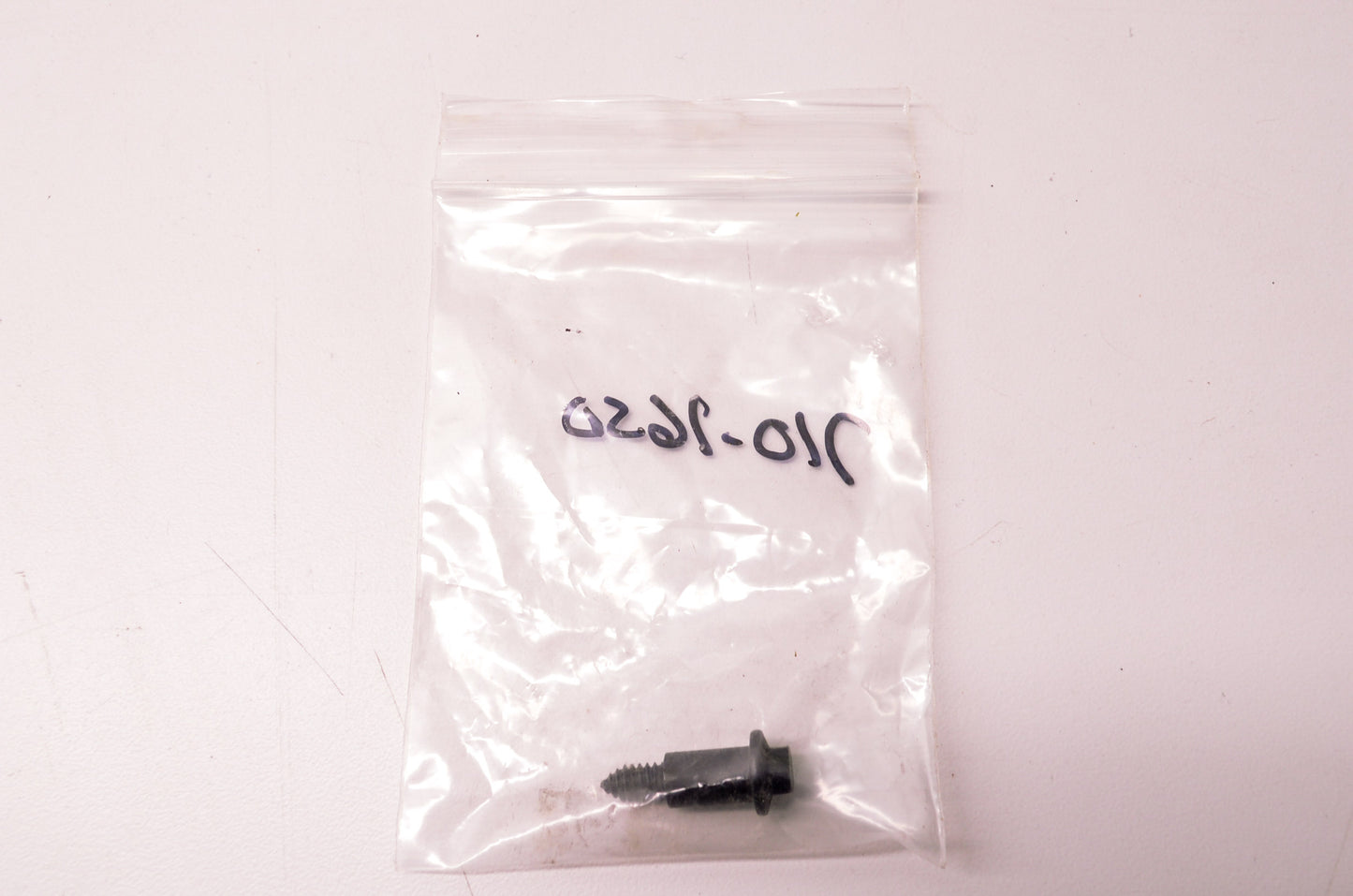 New MTD 710-1650 Shoulder Screw NOS