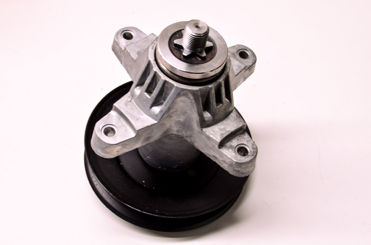 New MTD Spindle Assembly NOS