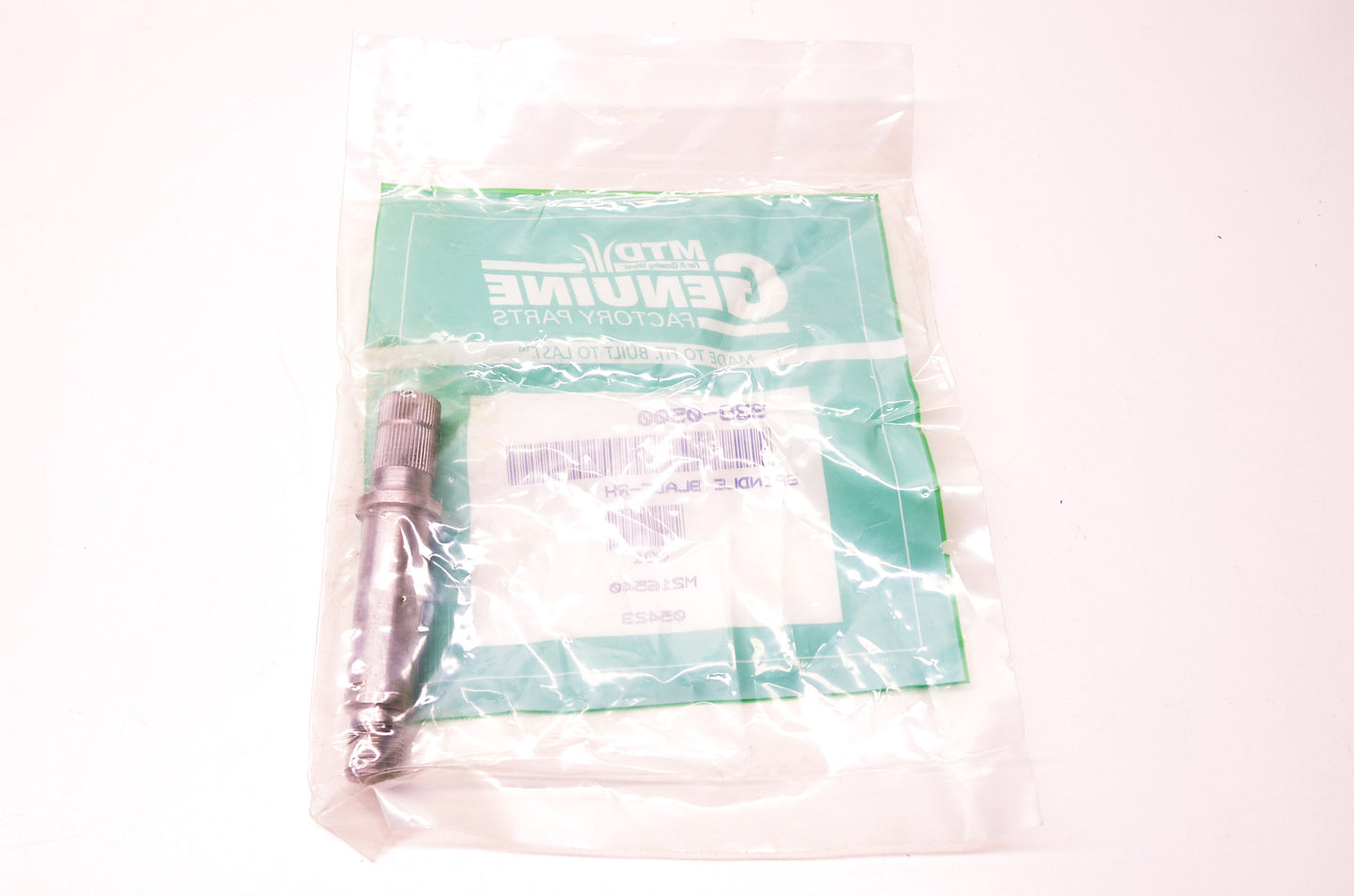 New MTD RH Blade Spindle NOS