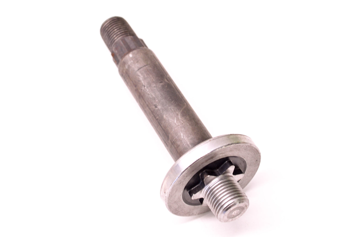 New MTD Blade Spindle Shaft NOS