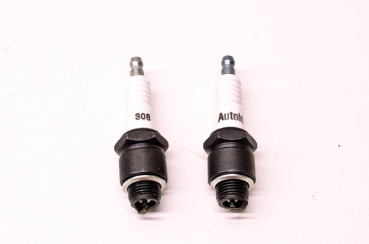 New Autolite Spark Plug QTY 2 NOS