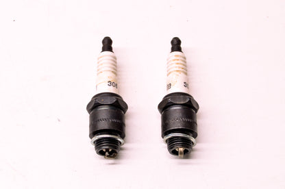 Autolite 306 Spark Plug Qty 2 NOS