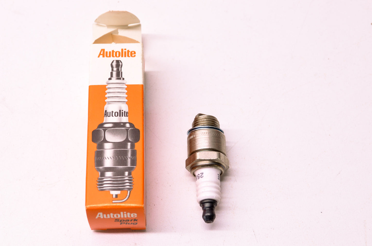 Autolite 258 Spark Plug NOS