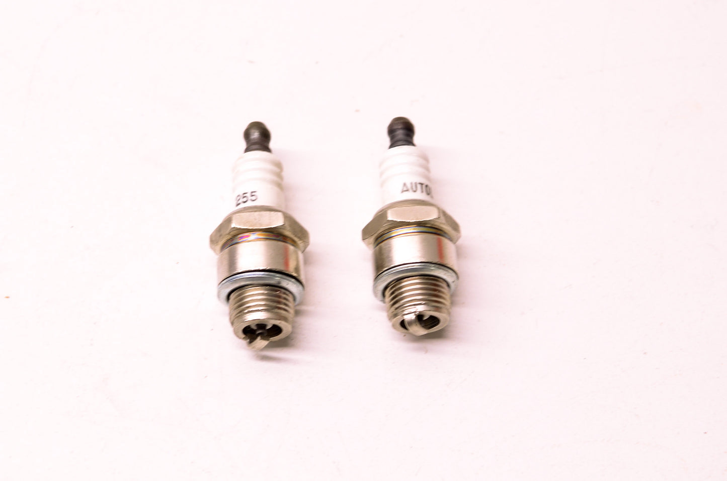 New Autolite Spark Plug QTY 2 NOS