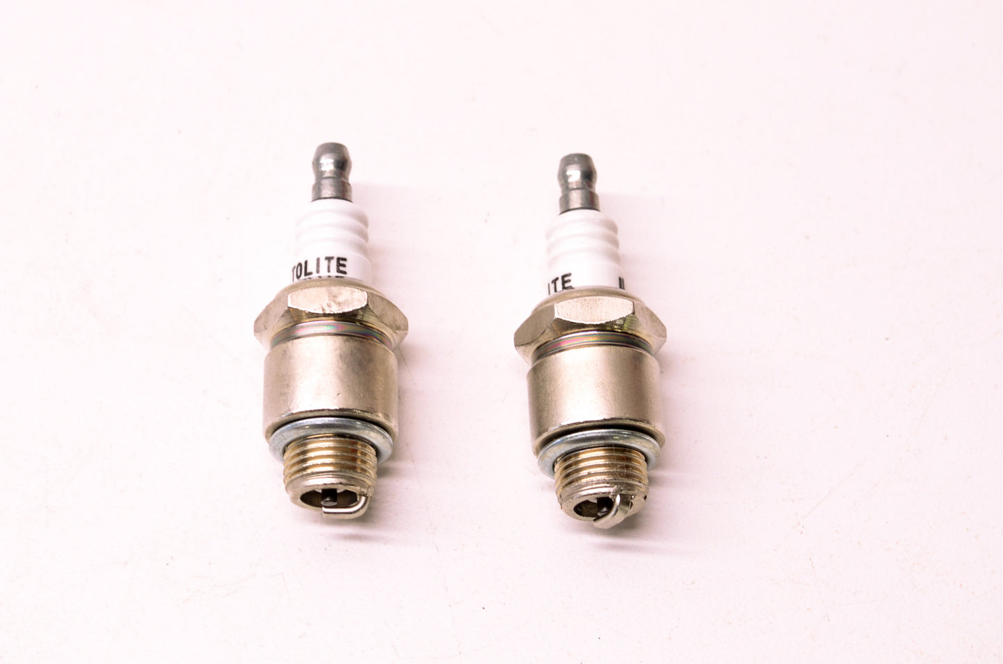 Autolite 456 Spark Plug Qty 2 NOS