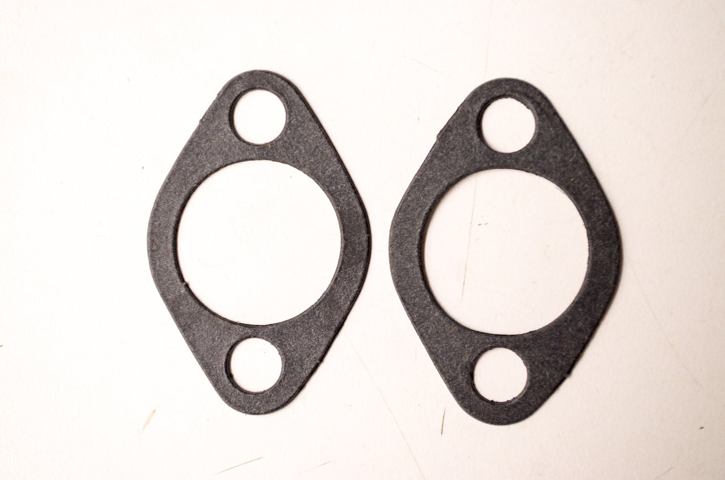 Rotary 23-3553, 3553 Exhaust Gasket Tecumseh Qty 2 NOS