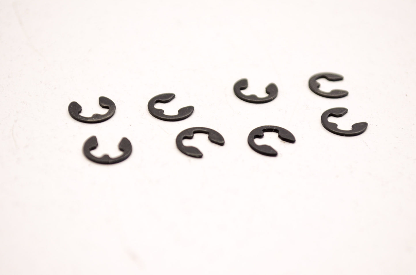 New OEM KTM E Clip Retaining Ring 4mm NOS