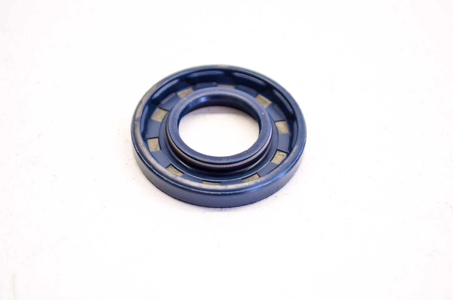 OEM KTM 760153045 Shaft Seal Ring 15/30/4,5BAUD NOS