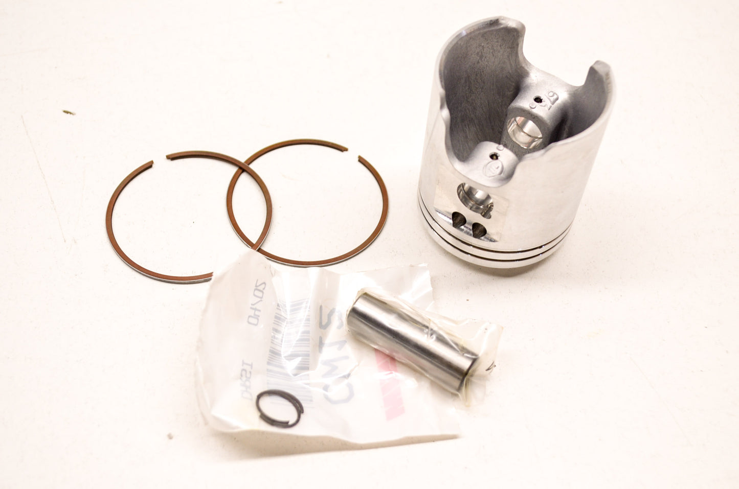 New Wiseco Piston Kit NOS