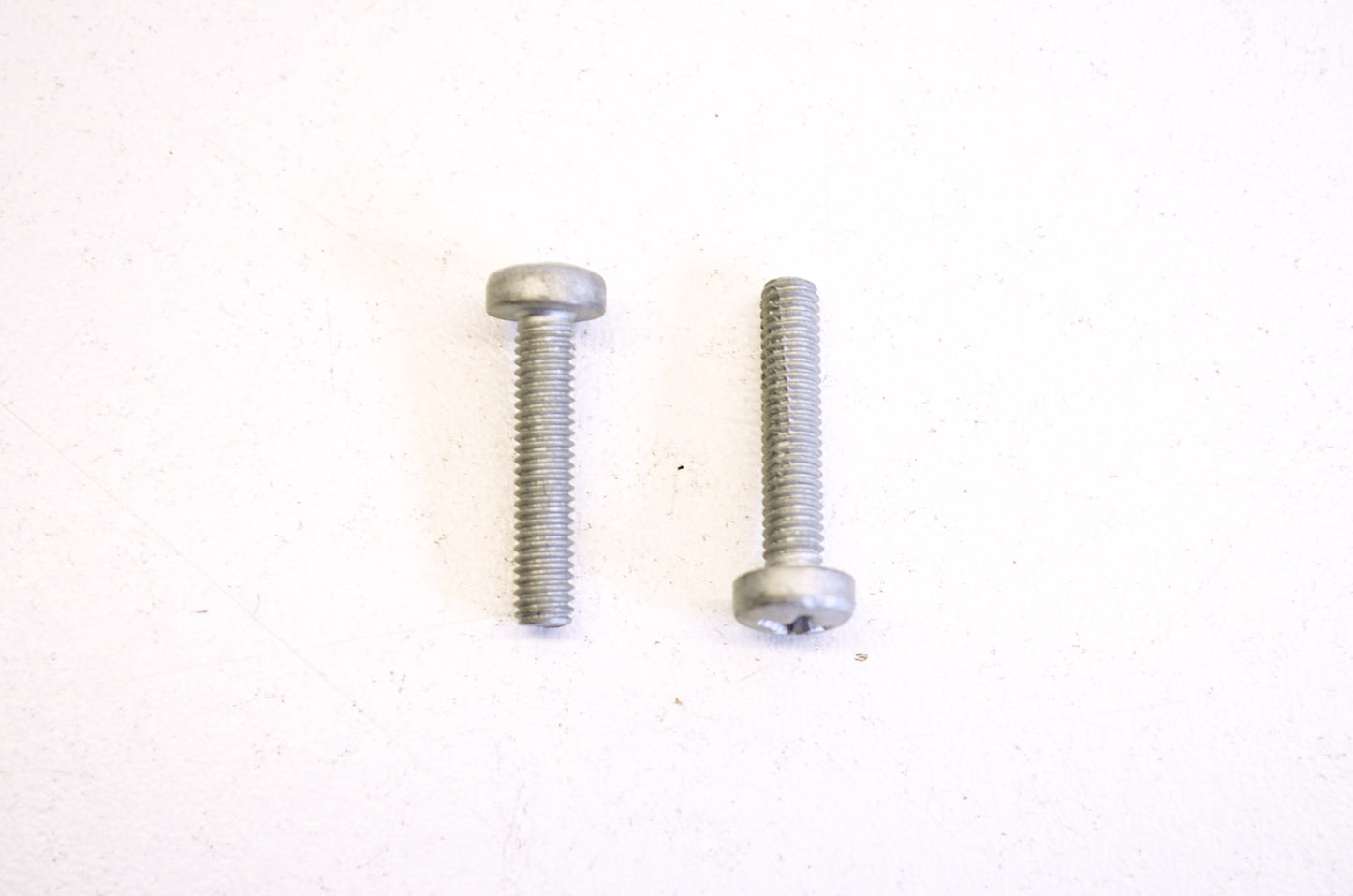 OEM KTM 985040203 Flat Head Screw DIN7985 M4X20 Qty 2 NOS
