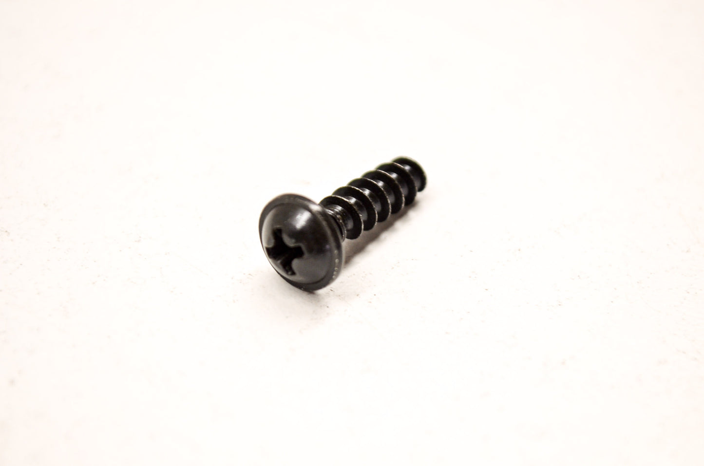 OEM KTM 81500181 Plastic Screw D=5X18 NOS