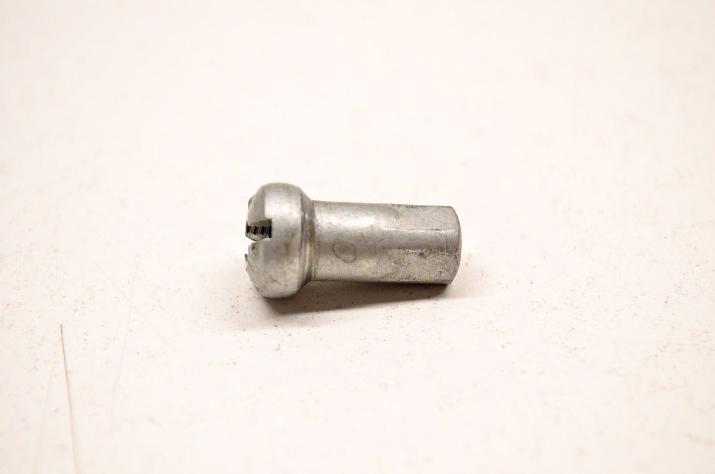 Spoke Nipple 4.5x0.75 8x21 NOS