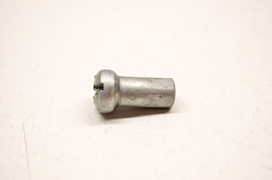 Spoke Nipple 4.5x0.75 8x21 NOS