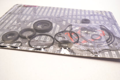 Moose Racing M811668 Gasket Kit with Oil Seals Yamaha YZ250 1999 2000 NOS